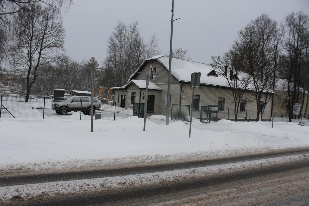 Latvijas Sarkana Krusta Viesnica Rēzekne Exteriör bild